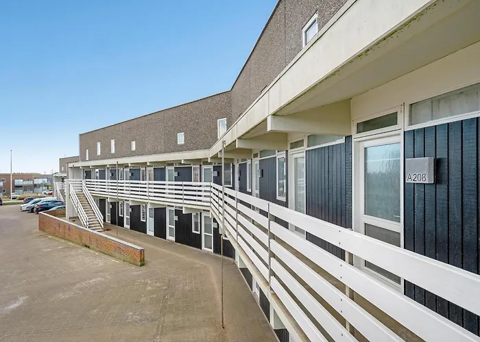 Centrally Located In Sondervig, Renovated In 2025 Holiday home Ringkobing