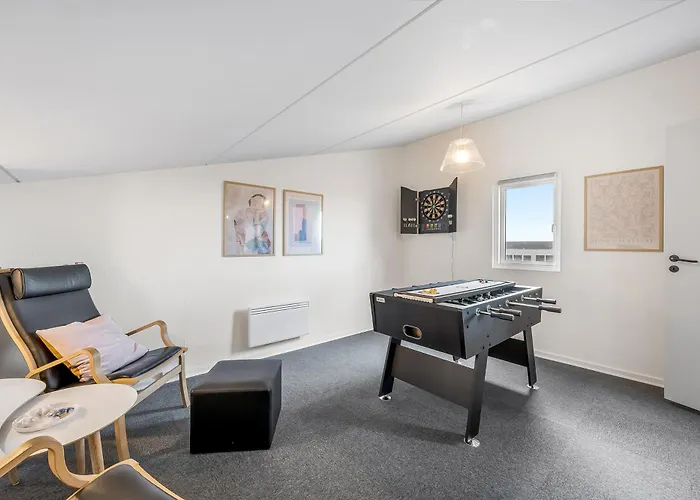 Centrally Located In Sondervig, Renovated In 2025 Holiday home